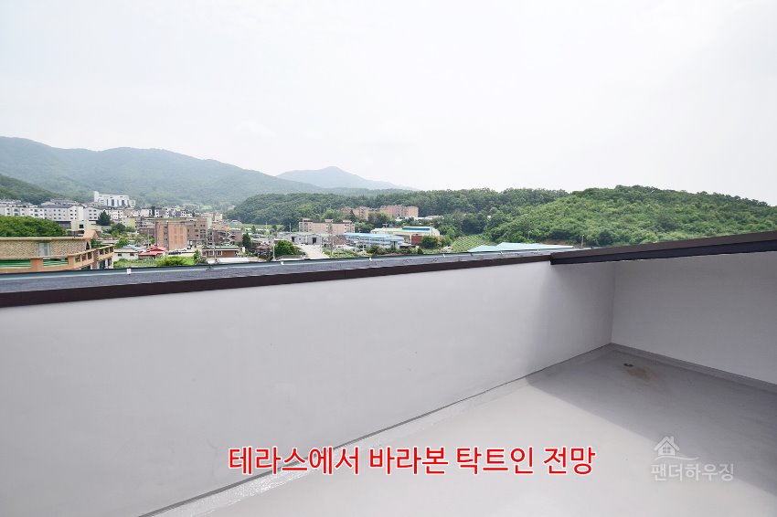 복복층테라스5.테라스에서 바라본 탁트인 전망.JPG